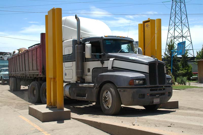 REN700型通道式車輛放射性檢測系統(tǒng)